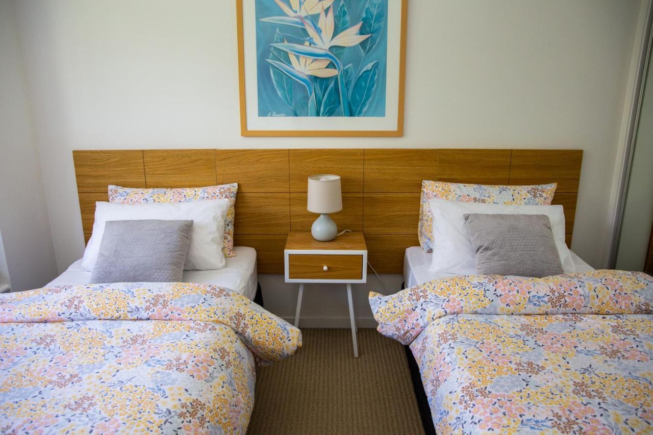Tropical Getaway In 2 Bedroom Unit In 4 Star Resort Noosaville Exterior photo