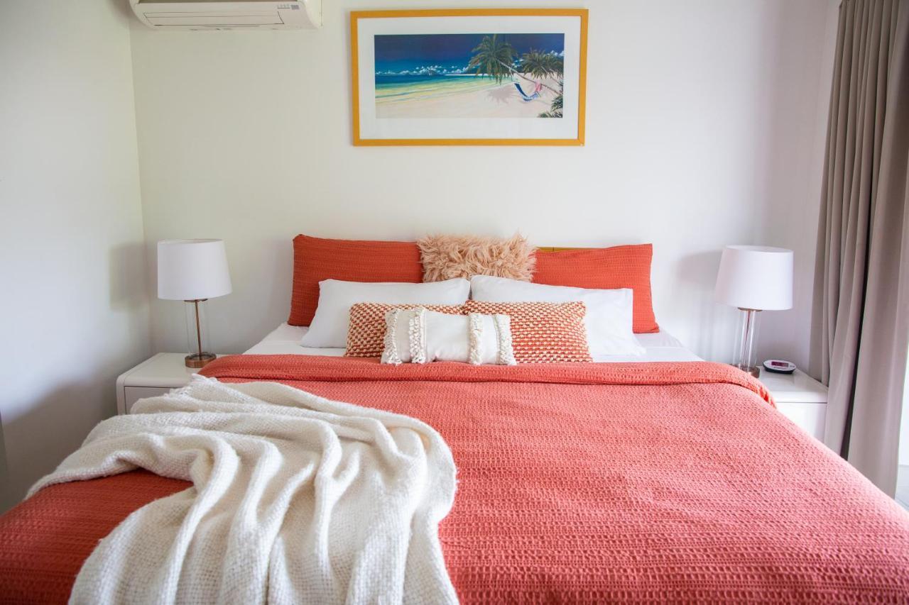 Tropical Getaway In 2 Bedroom Unit In 4 Star Resort Noosaville Exterior photo